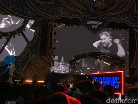 David Guetta menjadi penampil pamungkas pada hari ketiga Djakarta Warehouse Project (DWP) XV di Garuda Wisnu Kencana (GWK), Ungasan, Kuta Selatan, Badung, Bali, Minggu (11/12/2023).