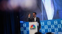 Anies Baswedan menjadi pembicara dalam acara dialog APINDO Capres 2024 di Menara Bank Mega, Jakarta, Senin (11/12/2023). Dialog ini mengundang ketiga capres untuk menyampaikan gagasannya soal roadmap ekonomi tahun 2024-2029.