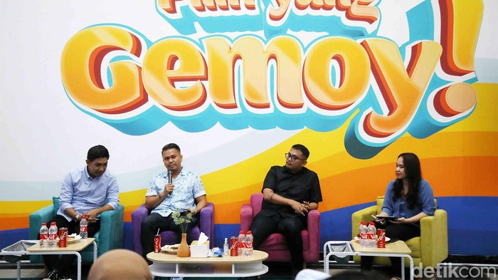 Diskusi Jelang Debat Pilpres Andi Ryza Fardiansyah - Koordinator Fanta Law, Osco Olfriady Letunggamu - Caleg DPRD DKI Jakarta (Wakil komandan TKN Pemilih Muda), Muhammad Rizal Rustam - Pengacara, Akademisidan Moderator: Diana Jabira dalam acara Kongkow Fanta Law di Fanta HQ Jakarta Pusat, Jakarta, Senin 11 Desember 2023. TKN Pemilih Muda (Fanta) menggelar Kongkow Debat Pilpres bertema