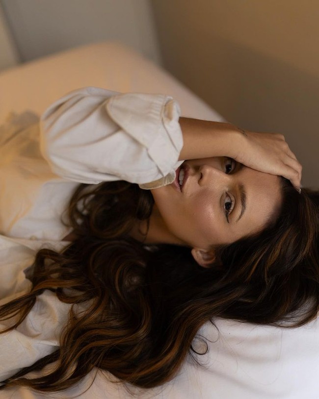 Sebelumnya wanita yang juga influencer itu mengaku jika ia hanya menanggapi Neymar karena tidak tahu ia punya pacar. Sehari setelahnya, Nemyar membanggikan fotonya bersama Bruna. Karena itu, kepada media ia mengaku merasa dimanfaatkan bahkan menuding Neymar sengaja menutupi hal itu. Foto: Instagram Fernanda Campas