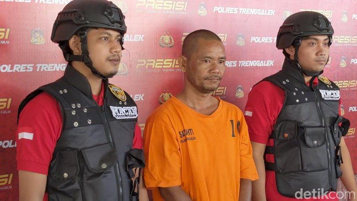 Harka Jaya, pelaku penipuan modus jual mobil murah di Trenggalek