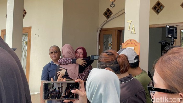 Suasana rumah duka ibunda Jeje Govinda.