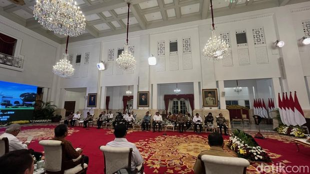 Jokowi Pimpin Sidang Kabinet Paripurna