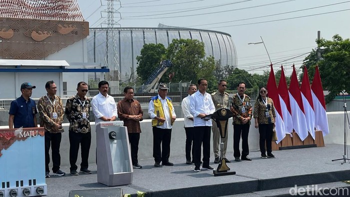 Jokowi Resmikan Stasiun Pompa Ancol Sentiong