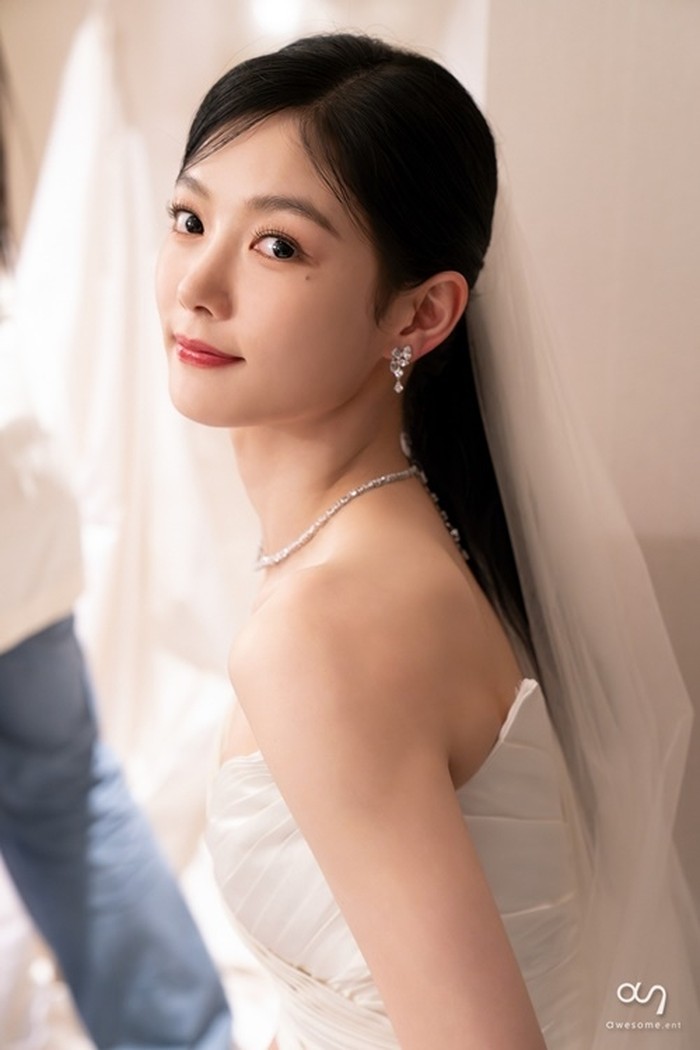 Kim Yoo Jung jadi pengantin Song Kang di drama Korea My Demon