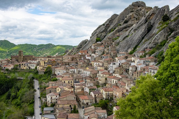 Kota Pietrapertosa di Italia