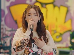 Lirik Lagu Titeni Lan Enteni oleh Happy Asmara