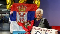 Luisa Yu, warga Miami yang berusia 79 tahun menyukseskan tur keliling dunianya. Serbia menjadi negara ke 193, dan menandai berakhirnya tur dunianya tahun ini.
