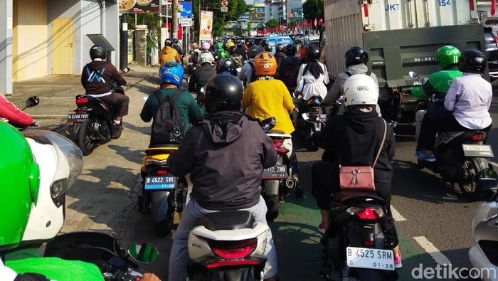 Macet di Jalan Buncit Raya. (Kurniawan/detikcom)