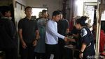 Momen Gibran Blusukan di Pasar Rumput