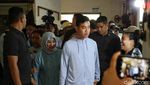 Momen Gibran Blusukan di Pasar Rumput