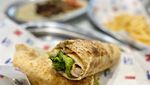 Ada Iskender Kebab dan Kebab Wrap Turki yang Gurih di Resto Kekinian Ini
