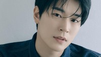Dia populer berkat drama Semantic Error yang jadi proyek terakhir sebelum berangkat wamil. Kabarnya Park Seoham sudah dapat tawaran buat main di drama Korea segera setelah bebas tugas wajib militer. (Foto: dok. npio Entertainment)