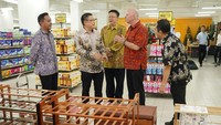 Di Bekasi menempati luas lebih dari 3.550 M2 dan merupakan Hapimart yang ketiga yang beroperasi di Indonesia.  