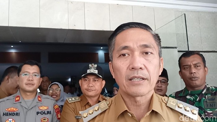 Pj Wali Kota Palembang Ratu Dewa minta camat selesaikan masalah akses jalan diitutup