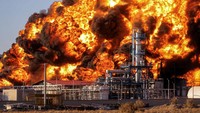 Dilaporkan 1,5 juta liter bahan bakar minyak terbakar dalam insiden ini.  