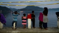 Sejak 14 November, sudah ada tujuh gelombang kedatangan pengungsi Rohingya ke Aceh. Jumlah kedatangan pengungsi adalah sekitar 1.200 orang di beberapa titik di Aceh, seperti Pidie, Bireuen, Aceh Timur, dan Sabang.