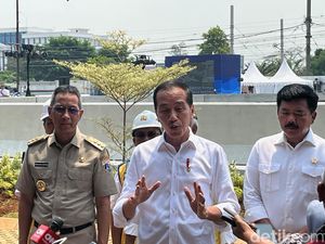 Respons Santai Jokowi soal BEM KM UGM Beri Nominasi Alumnus Memalukan
