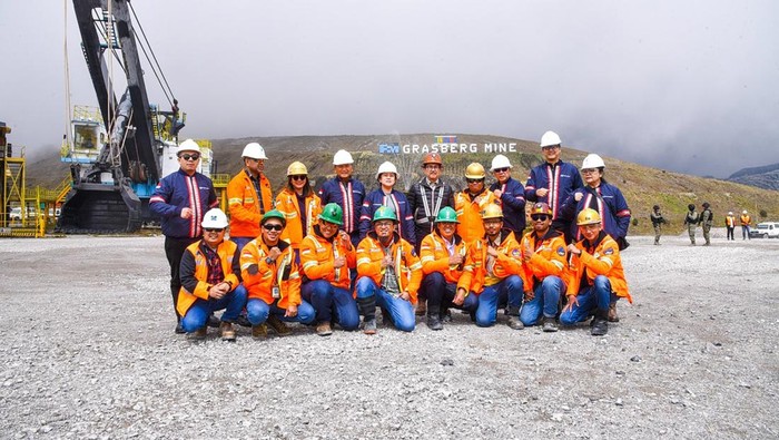 Puan Maharani dan Menteri ESDM Kunjungi Tambang Freeport Indonesia di Papua.