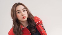 Rachel Aseelah bermodal ngarang apa pun yang terlintas dalam pikiran ketika bikin komik. (Foto: dok Instagram)