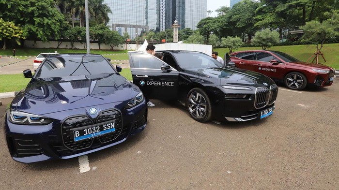 Sensasi Menjajal Mobil BMW di Eksklusif iXperience BMW