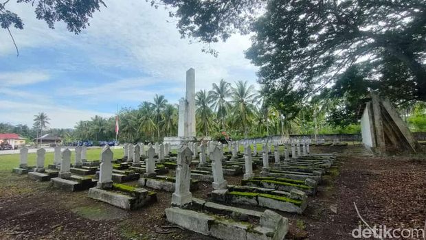 Taman Makam Pahlawan Korban 40.000 Jiwa di Polman, Sulbar.