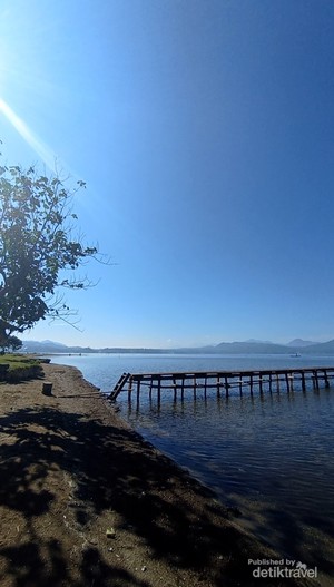 Ribuan Orang ke Objek Wisata Viral Ini, Pantai di Tepi Danau