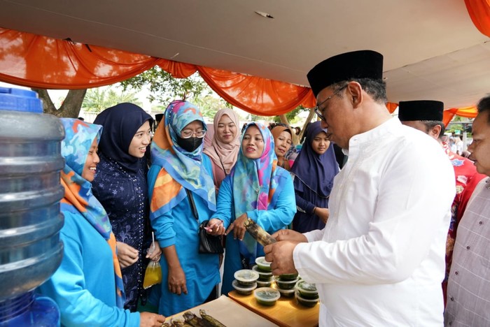 Wali Kota Cilegon Helldy Agustian