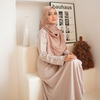 Komentar Sabda Ahessa di postingan Wirda Mansur itu pun membuat netizen ingin menjodohkan keduanya, karena disebut cocok sebagai pasangan serasi. Foto: dok Instagram