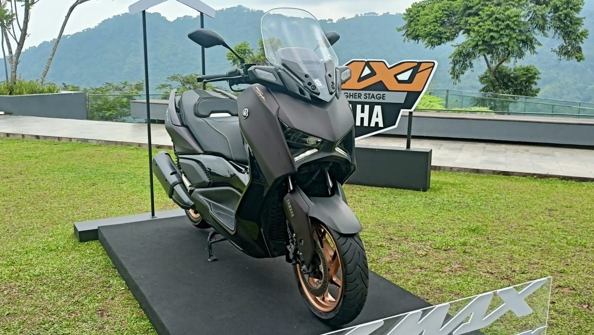 XMAX 250 TechMAX