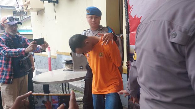 Devid Ai Lesmana alias Devid (19), pelaku pembunuhan mahasiswi berinisial NP (19).