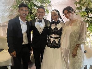 6 Foto Gaya Pasutri Baru Arhan & Azizah Salsha Kondangan ke Nikahan Egy-Adiba
