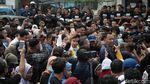 Potret Gibran Blusukan ke Pasar Ikan Modern Muara Baru