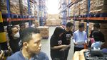 Potret Gibran Blusukan ke Pasar Ikan Modern Muara Baru