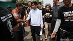Potret Gibran Blusukan ke Pasar Ikan Modern Muara Baru