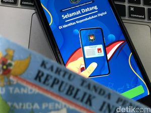 Apa Perbedaan e-KTP dan IKD? Ini Penjelasan Lengkapnya