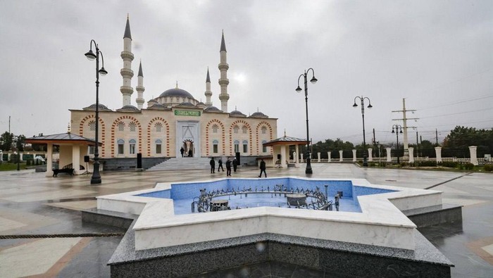 Masjid Agung Simferopol di Krimea