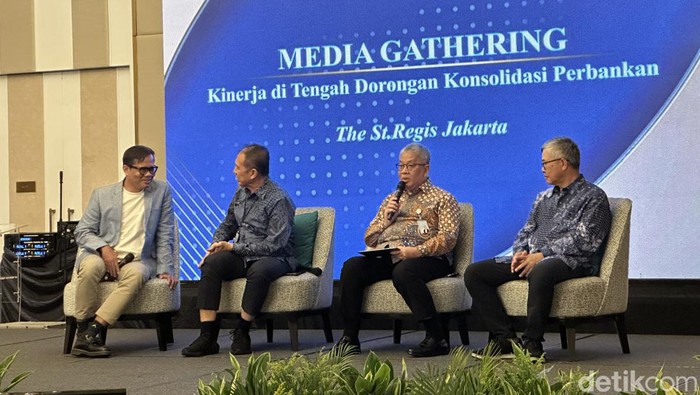 Media Gathering Bank bjb di St Regis Jakarta, Senin (11/12/2023). Pertemuan ini membahas tentang kinerja di tengah dorongan konsolidasi perbankan.