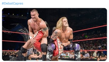 Meme gulat WWE, karena calonnya ada tiga, kadang ada dua capres menyerang 1 capres yang sama. Foto: Twitter