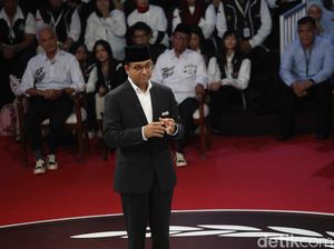 Anies Siapkan Online Pengacara Gratis untuk Warga yang Bermasalah Hukum
