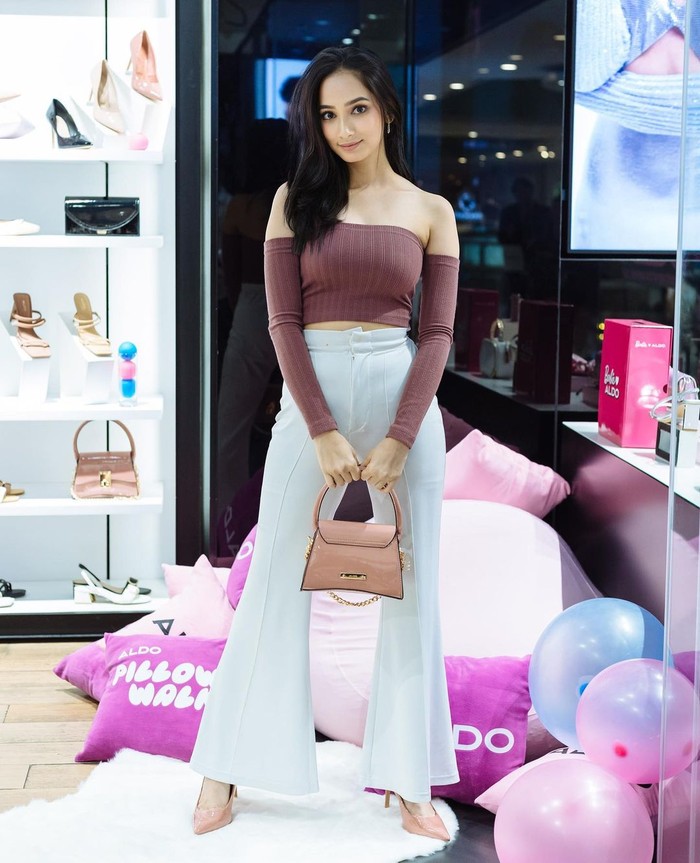 nadira sungkar nadira sungkar