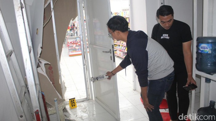 Pembobolan minimarket di Mojokerto