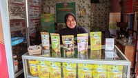 Pemanfaatan teknologi diperlukan dalam mengembangkan usaha dagang. Salah satunya dengan cara tidak menyia-nyiakan kecanggihan media sosial.