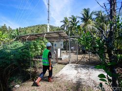 Perjuangan Teknisi BTS Jaga Sinyal di Halmahera Utara
