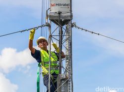 Perjuangan Teknisi BTS Jaga Sinyal di Halmahera Utara