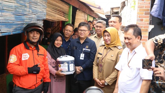 Direktorat Jenderal Ketenagalistrikan Kementerian ESDM telah melaksanakan proses penyediaan Alat Memasak Berbasis Listrik (AML) yang diusulkan berdasarkan validasi kepala desa/lurah atau pejabat daerah setempat. Pada tahap awal, program ini menyasar 53.161 rumah tangga di 26 provinsi.