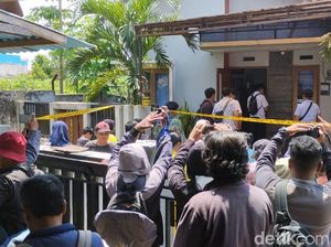Bunuh Diri Keluarga Guru SD Malang: Ibu-Anak Minum Teh Dicampur Obat Nyamuk