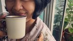Serunya Sarah Sechan Saat Kulineran di Singapura, Cicip Kopi hingga Sate