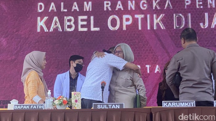 Sultan RA telah dipulangkan dari RS Polri usai dirawat atas luka terjerat kabel menjuntai. Keluarga Sultan mengapresiasi Kapolri Jenderal Listyo Sigit Prabowo. (Devi P/deteikcom)