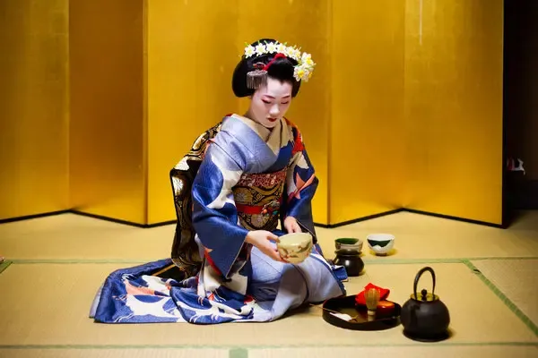 Tidak Makan Sayur dan Daging, Ini Pola Diet Geisha Jepang